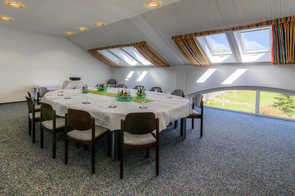 Sport- & Vital-Resort Neuer Hennings Hof Perleberg Bagian luar foto