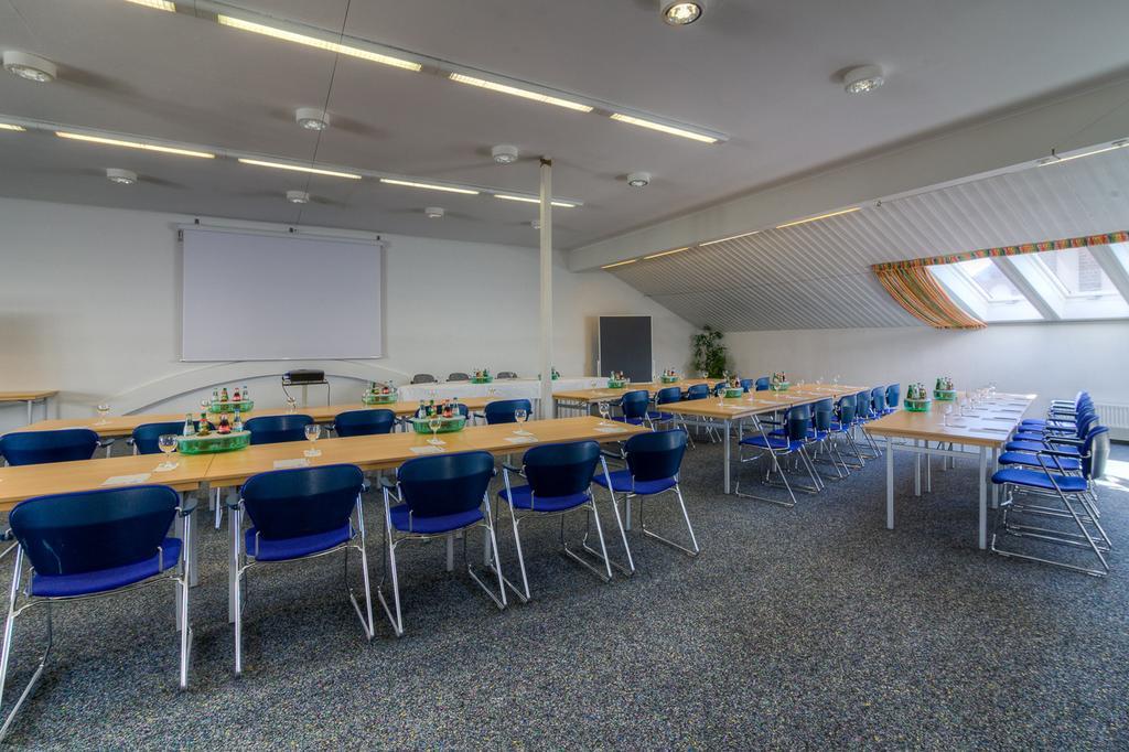 Sport- & Vital-Resort Neuer Hennings Hof Perleberg Bagian luar foto