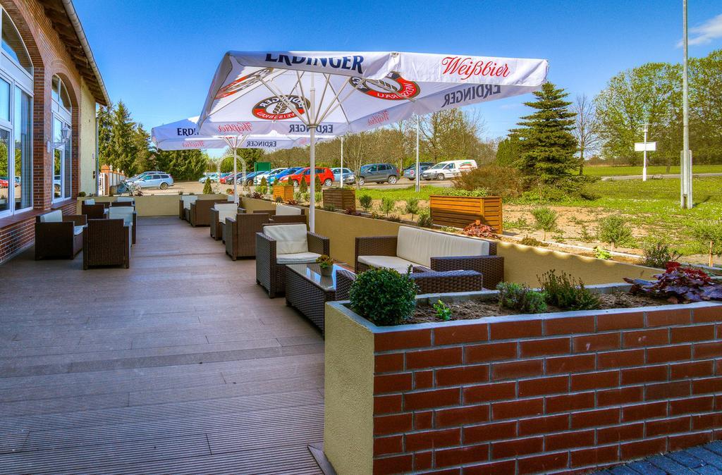 Sport- & Vital-Resort Neuer Hennings Hof Perleberg Bagian luar foto
