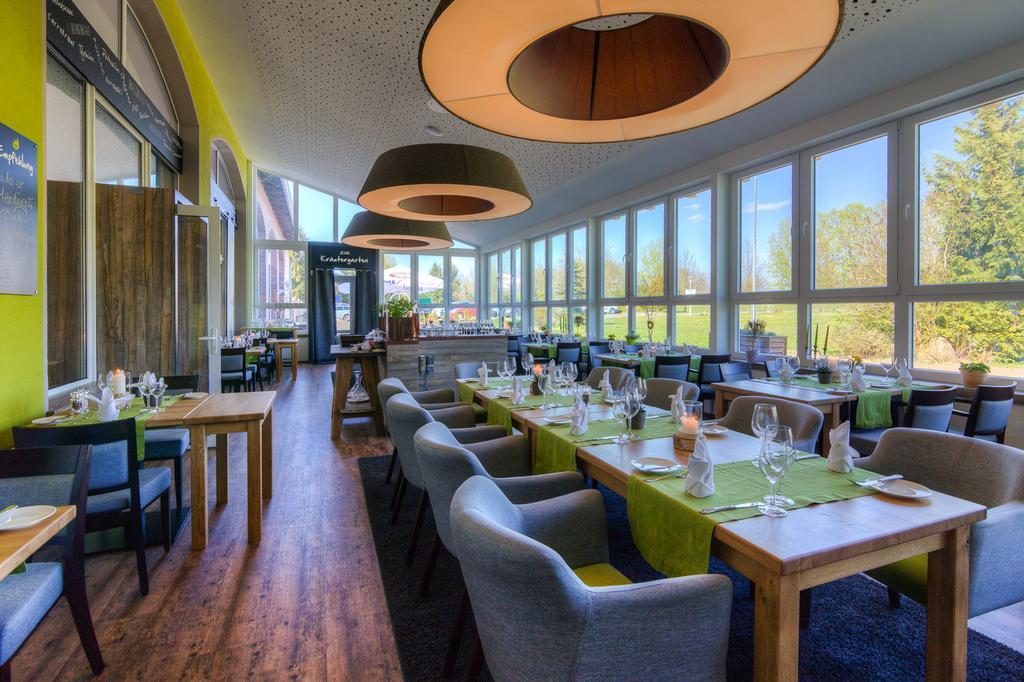 Sport- & Vital-Resort Neuer Hennings Hof Perleberg Bagian luar foto